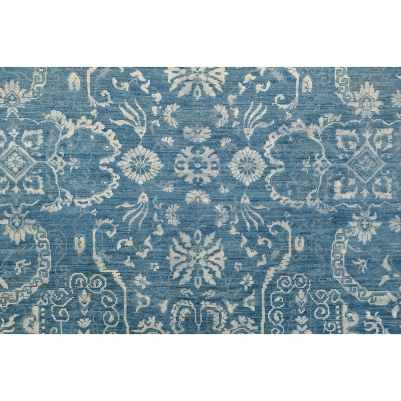 Hand Knotted Wool Area Rug in Blue
