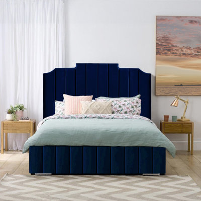 Alyshea Upholstered Bed