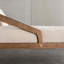 Chaise en bois massif déjeuner