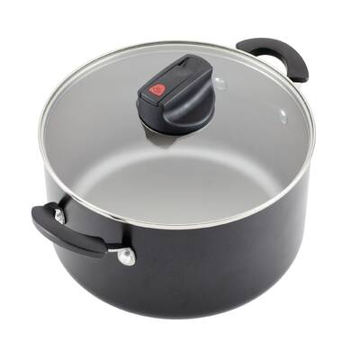 Circulon Premier Professional Hard Anodized Nonstick Saucepot with Side  Handles and Lid, 4 Quart, Bronze