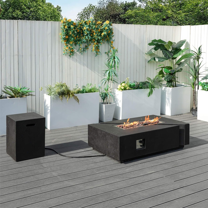 Un ensemble de table de foyer rectangulaire en ciment avec couvercle de bouteille de gaz, Noir