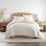 Becky Cameron Lightweight All Season Stripe Stitch Quilt Set with Shams
