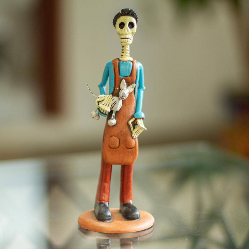 Macedonia People Figurines & Sculptures