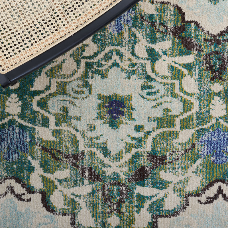 Dylanthomas Performance Oriental Rug, Round 6'7"