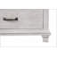 Commode transitionnelle grise patinée avec tiroirs en queue d'aronde, poignées en métal et moulures dentelées pour un rangement élégant