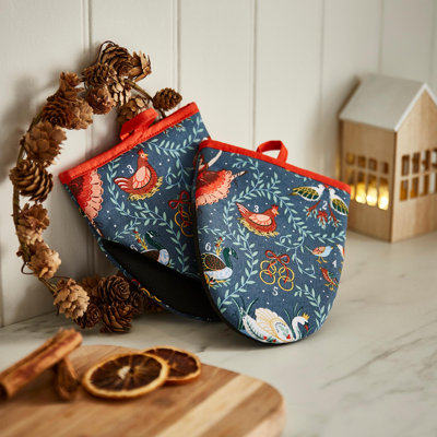 Ulster Weavers 12 Days Of Christmas 100% Cotton Oven Mitt