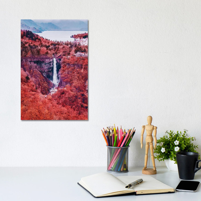 "Kegon Falls" par Hobopeeba-reproduction d’art, H 12 po x l 8 po x P 0,75 po, Toile tendue, Pas de tapis