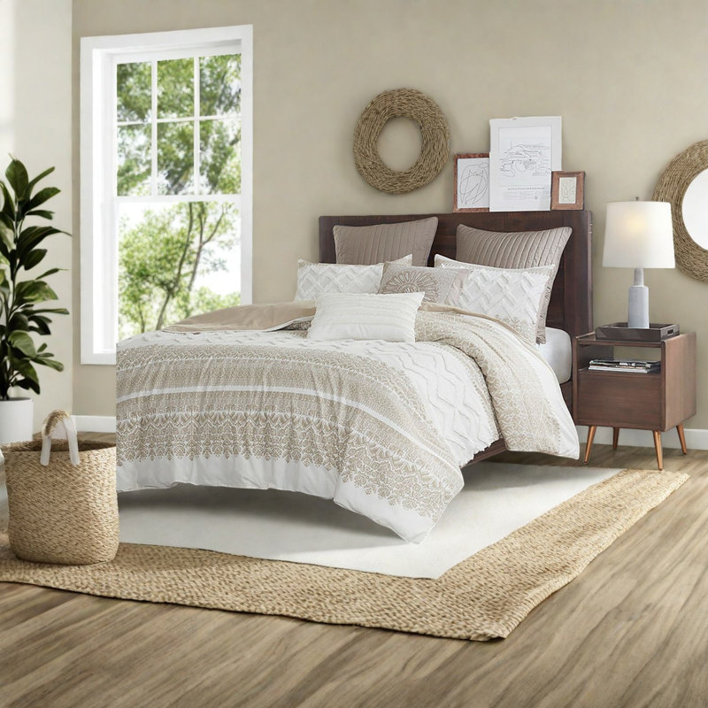 Charming Cotton King Bedding Set With Chenille Tufting For Farmhouse Style