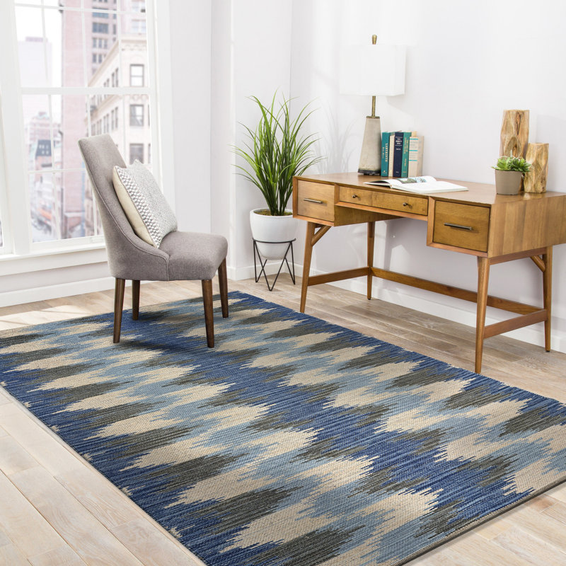 Hawn Indoor Rug, Rectangle 5' x 7'