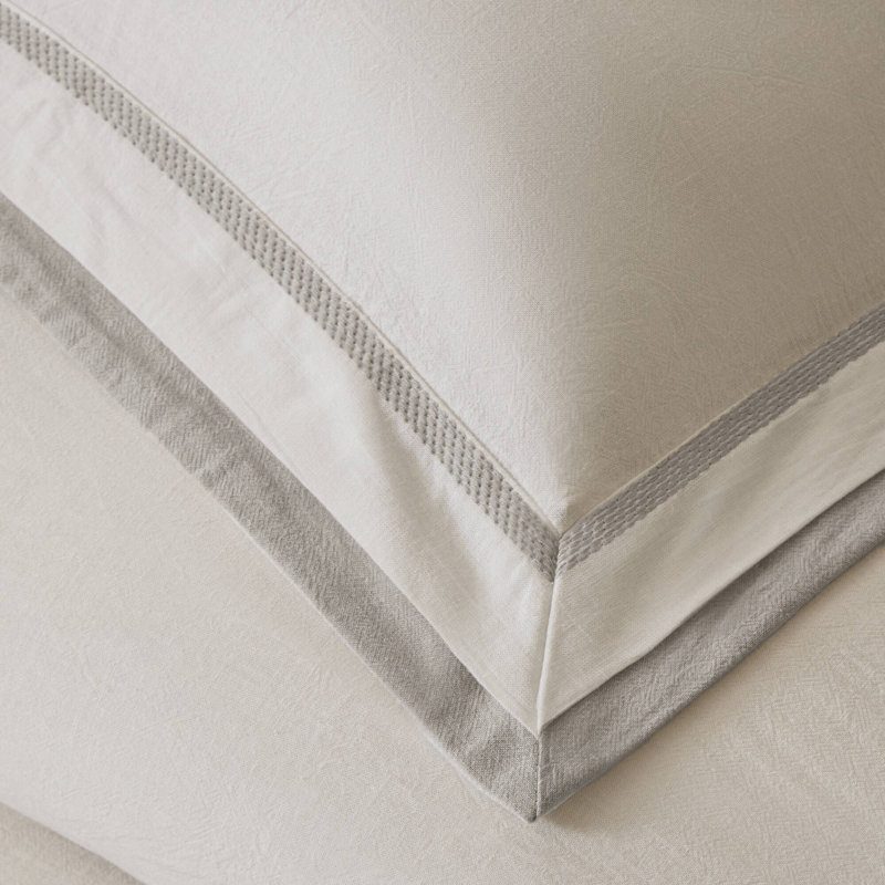 Luxury Linen Bedding Sets, Grey And White, Spacious, Modern Design