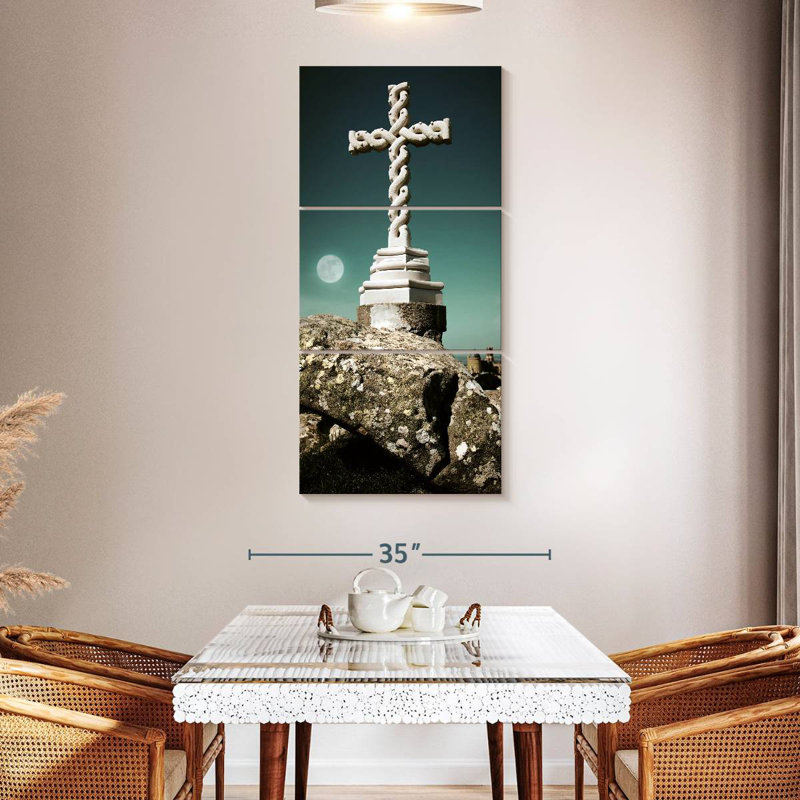 Croix du Christ, H 27 po x l 12 po