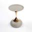 Table de bout ronde en métal - look minimaliste pour le salon