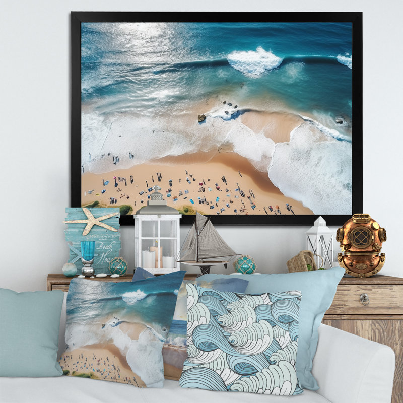 Bleu plage vue aérienne Majesty IV - plage et océan, art mural, Cadre d'angle fermé noir, H 30 po x l 40 po x P 1,5 po