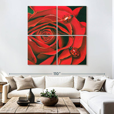 Harnek fleur rouge et insectes