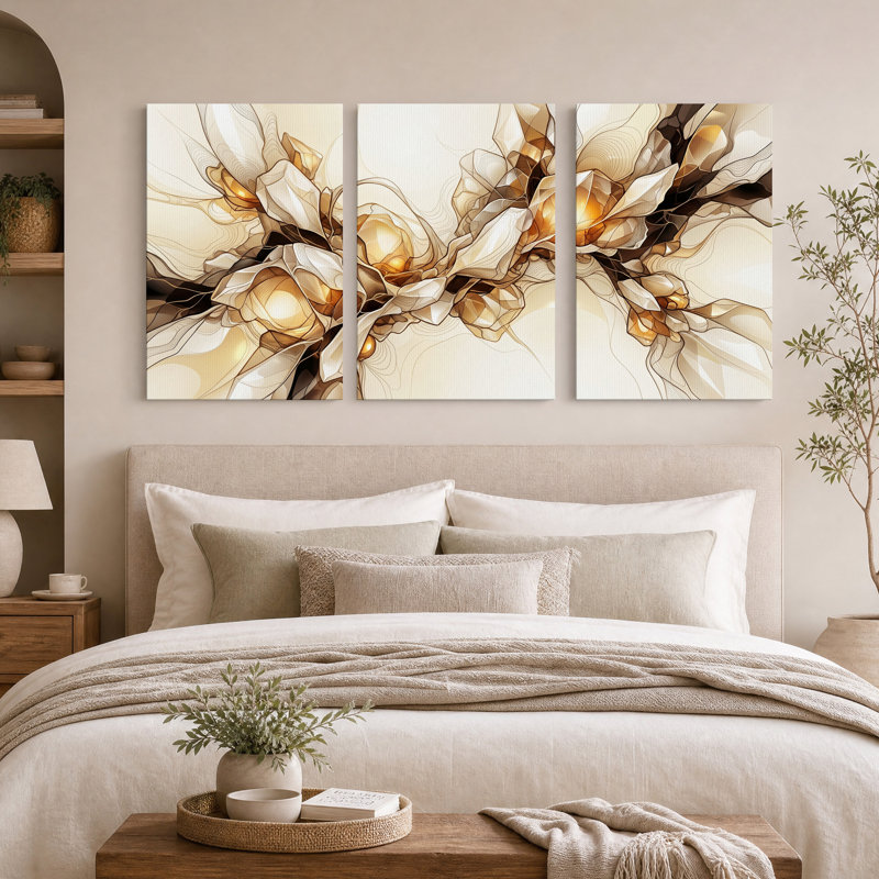 Ensemble de 3 toiles murales abstraites représentant des cristaux géométriques ambrés et crème, 30"H x 20"W x 3pcs