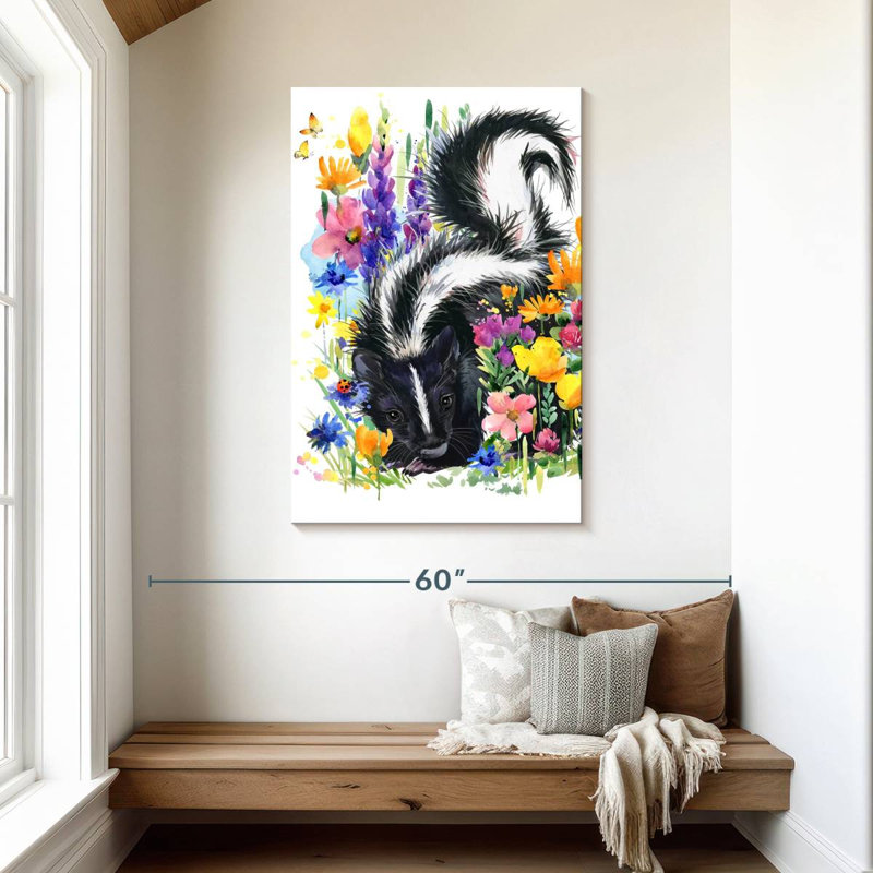 Brampt Floral Skunk, 45" H x 30" W