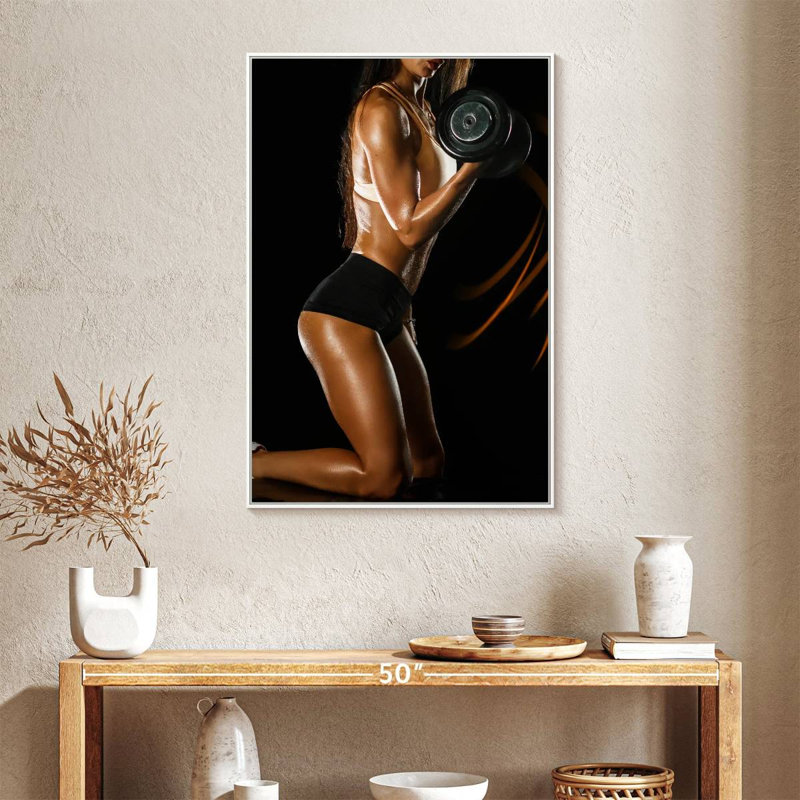 Dame soulevant des haltères, 25" x 37", Floating Frame White