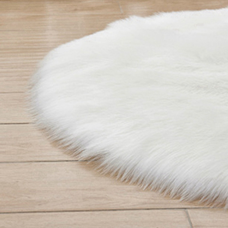 17.7" Faux Fur Rug Plush Round Carpet Imitation Wool Solid Color Simple Round Mat Floor Mat, White