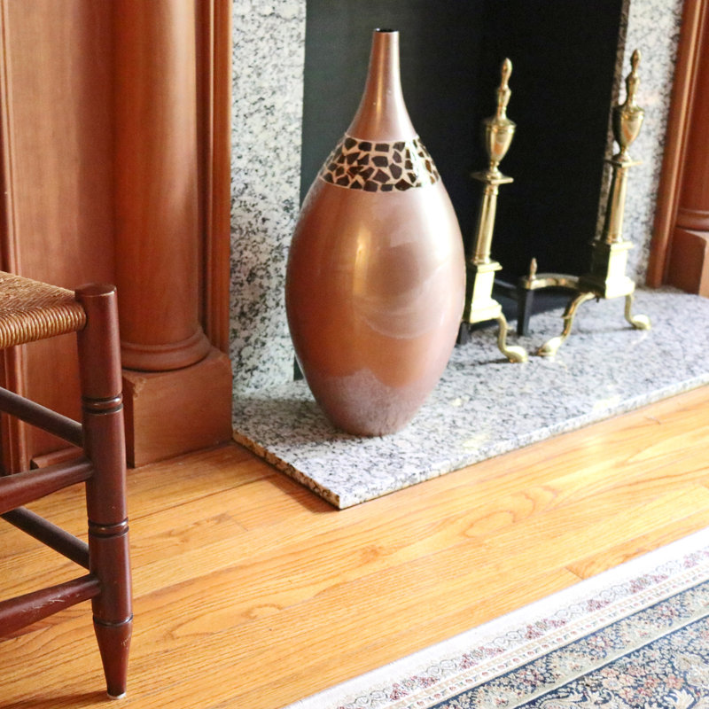 Vase de plancher en céramique brun chocolat Daphne, H 24 po x l 9 po x P 9 po