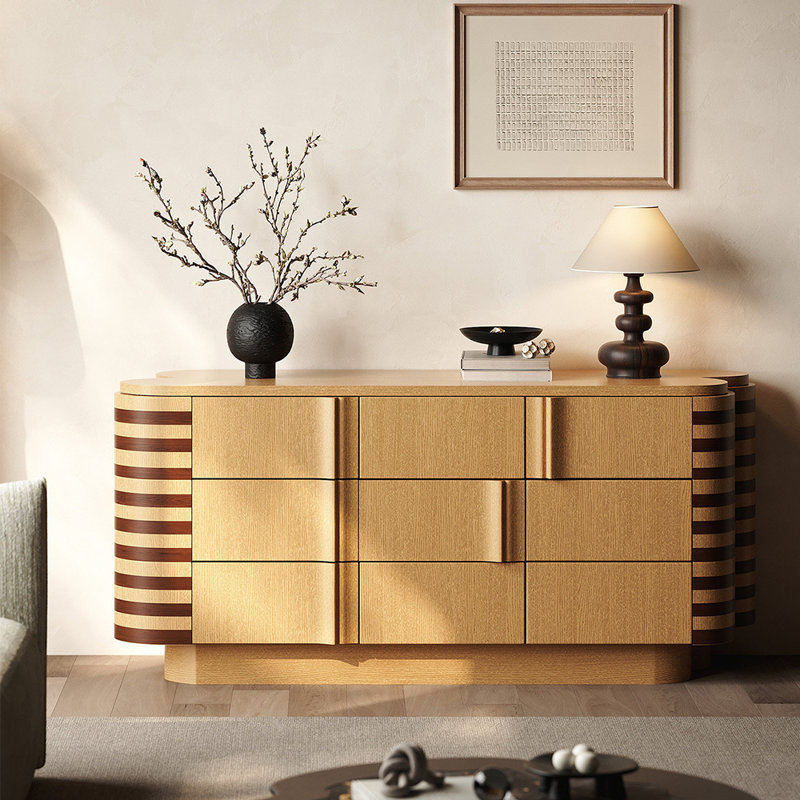 Commode de rangement intégrée de style médiéval