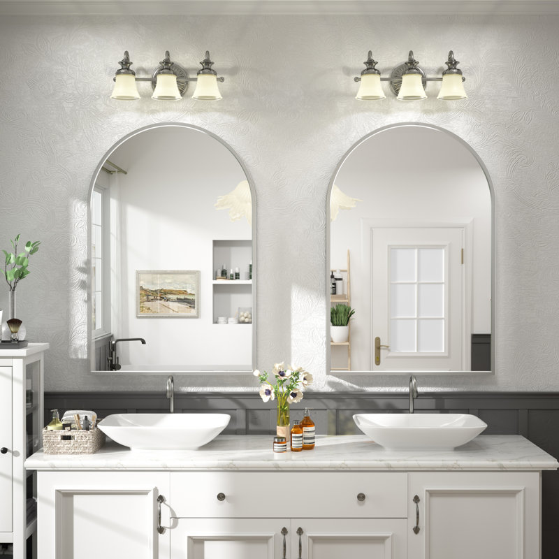 Miroir mural Amara, 36 po x 24 po, Argent brossé