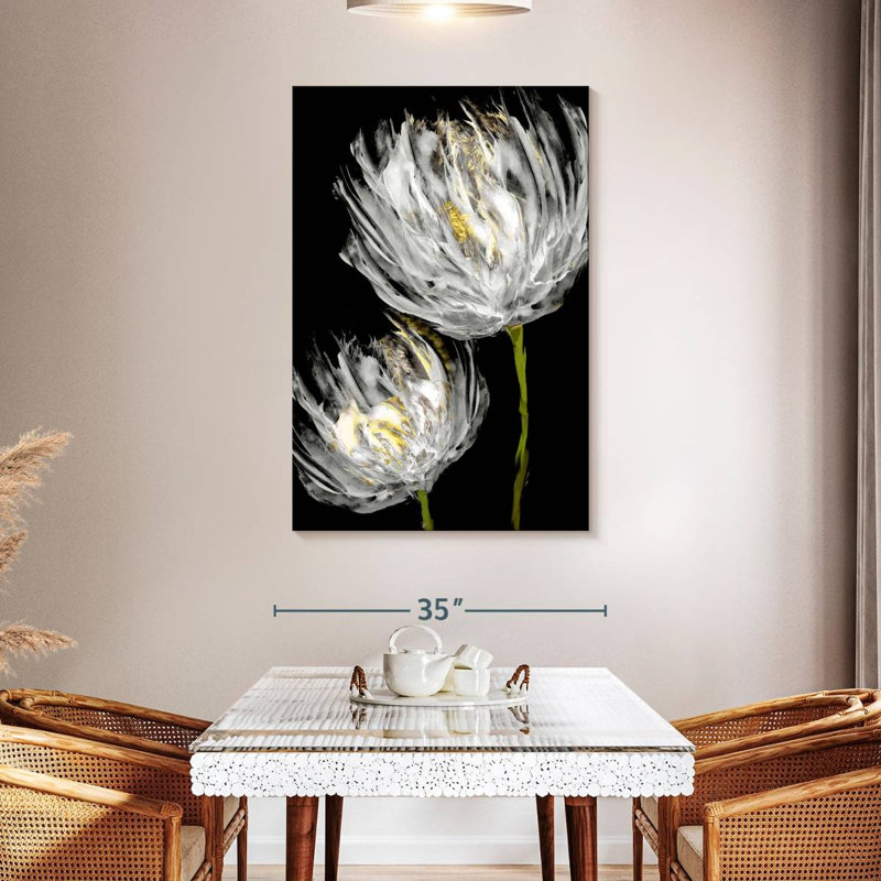 Harnek tulipes sur fond noir II, H 48 po x l 32 po