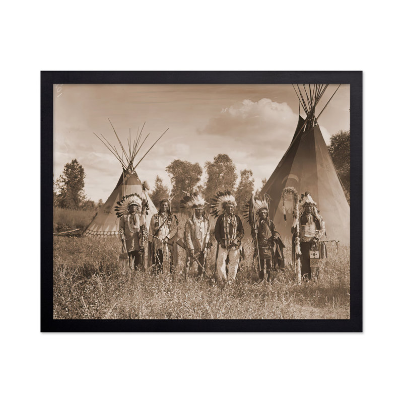 Warriors de Crow Creek sur la réserve Crow, Cadre noir, H 24 po x l 32 po, Affiche