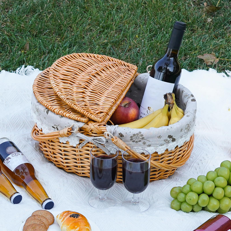 15" Wicker Picnic Baskets with Removable Liner