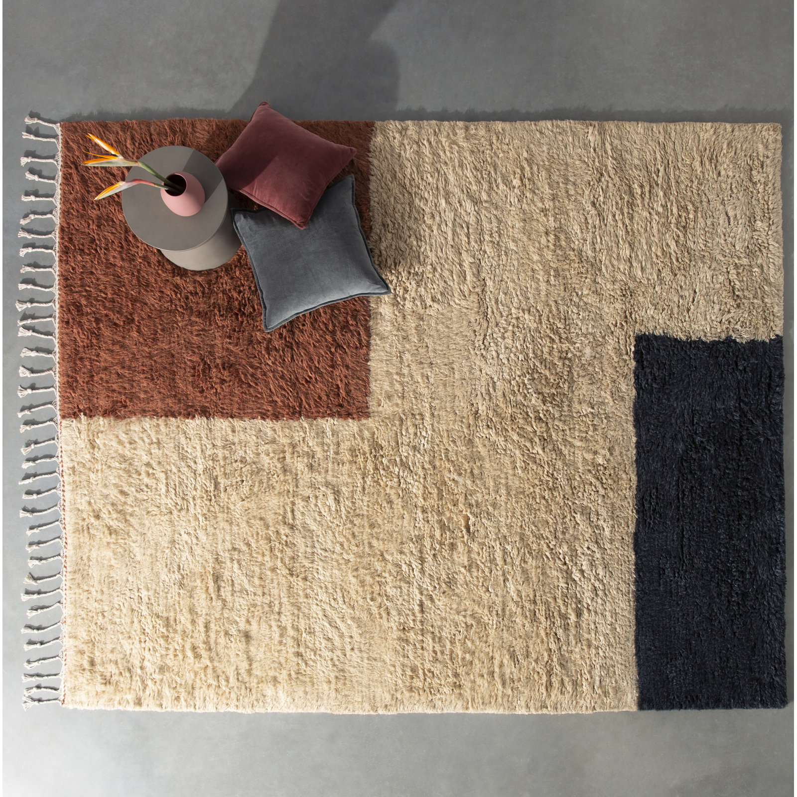 Essi Handmade Wool Rug, Rectangle 8' x 10'
