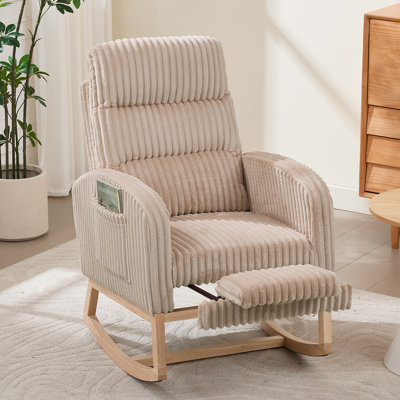 Fauteuil à bascule pour chambre d'enfant avec repose-pieds et dossier haut, siège rembourré, structure en bois robuste, poche de rangement latérale pour salon ou chambre à coucher
