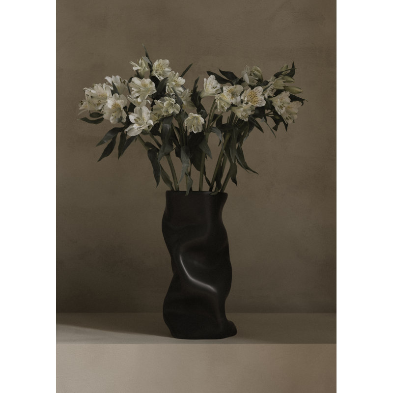 Collapse Table Vase, Black, 7.9" H x 6.3" W x 6.3" D