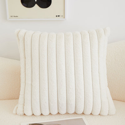 Coussin décoratif de couleur unie crème avec housse et insert taille carrée 18 po x 18 po