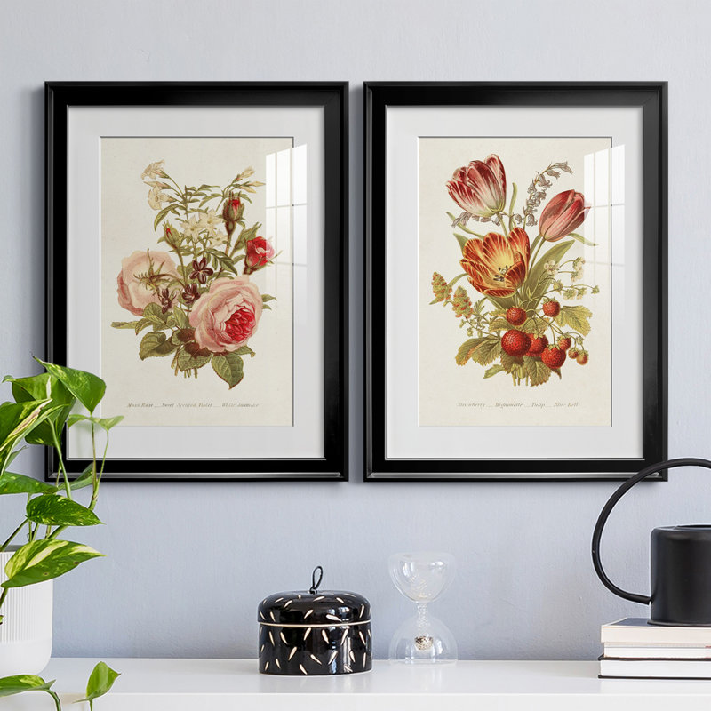 Antique Floral Bouquet III, reproduction encadrée de qualité supérieure - prête à être accrochée, Cadre noir