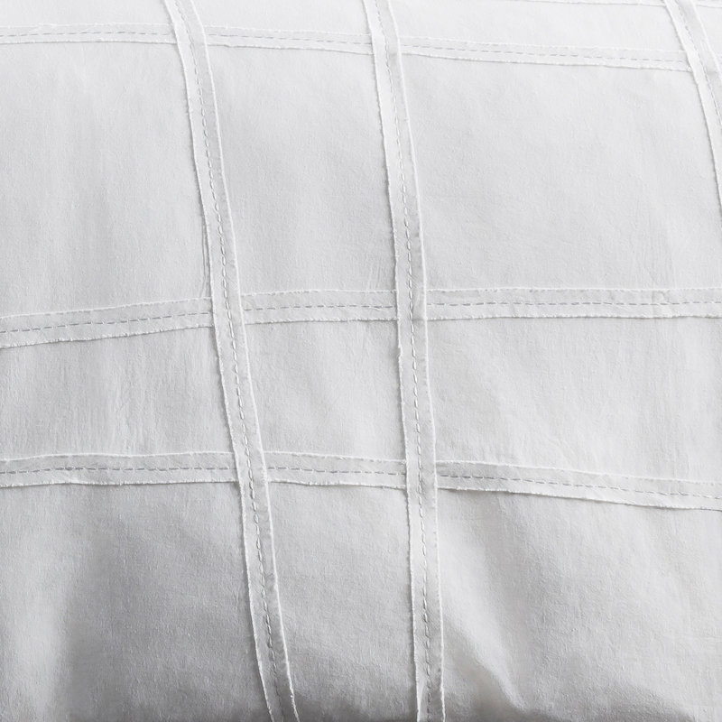 Saloni Geometric, White