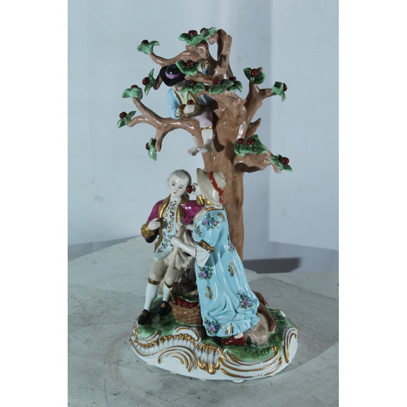 Figurine familiale en porcelaine NIFao