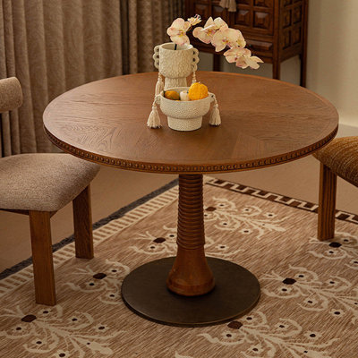 Table ronde en bois massif