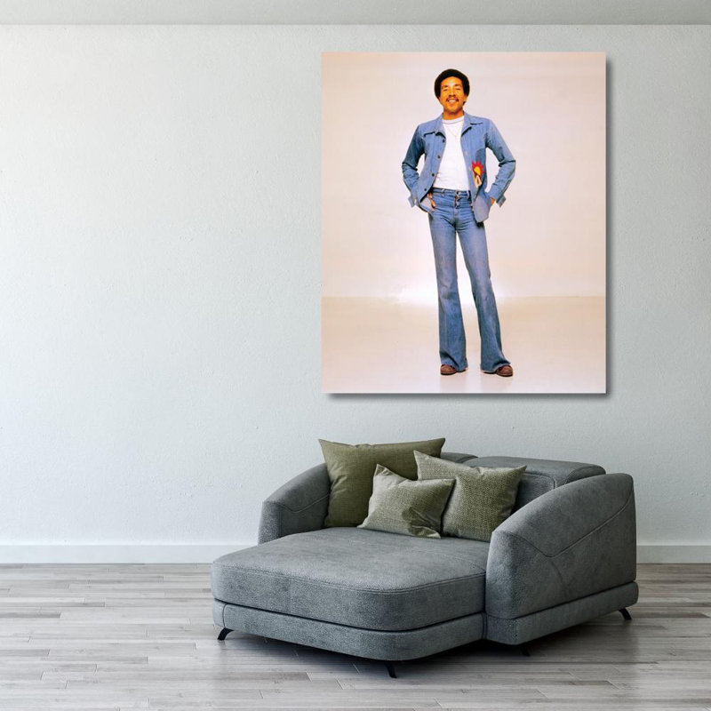 Richard Pryor, H 34 po x l 28 po