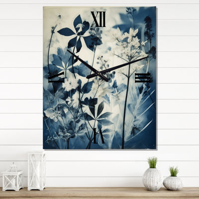 Horloge murale rétro Wildflowers In Meadow