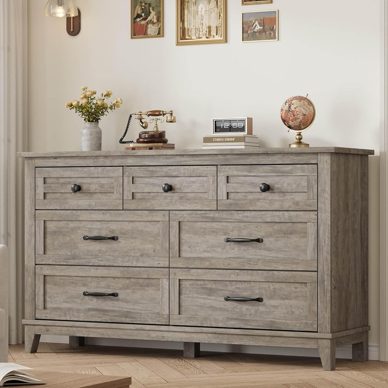Commode moderne moderne en noyer avec 7 tiroirs spacieux, unité de rangement autoportante pour la chambre à coucher ou le salon