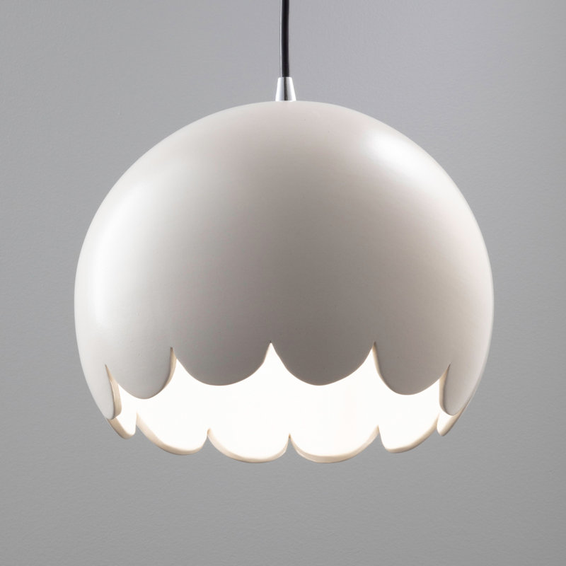 Luminaire suspendu en forme de dôme à 1 lumière Cerra, Chrome poli, Blanc mat