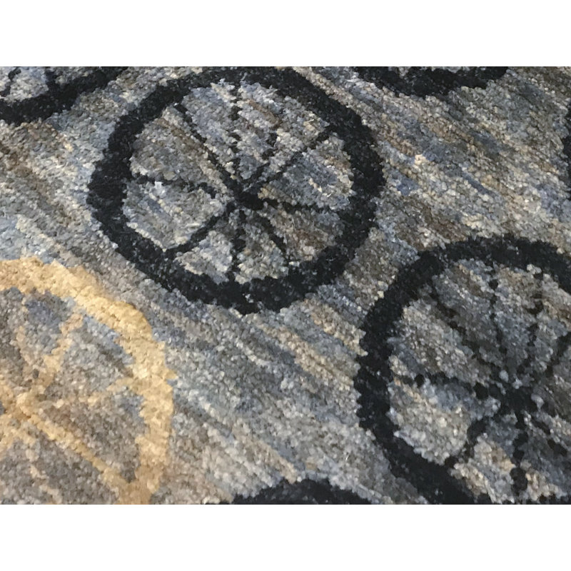 Tapis gris de haute qualité noué à la main