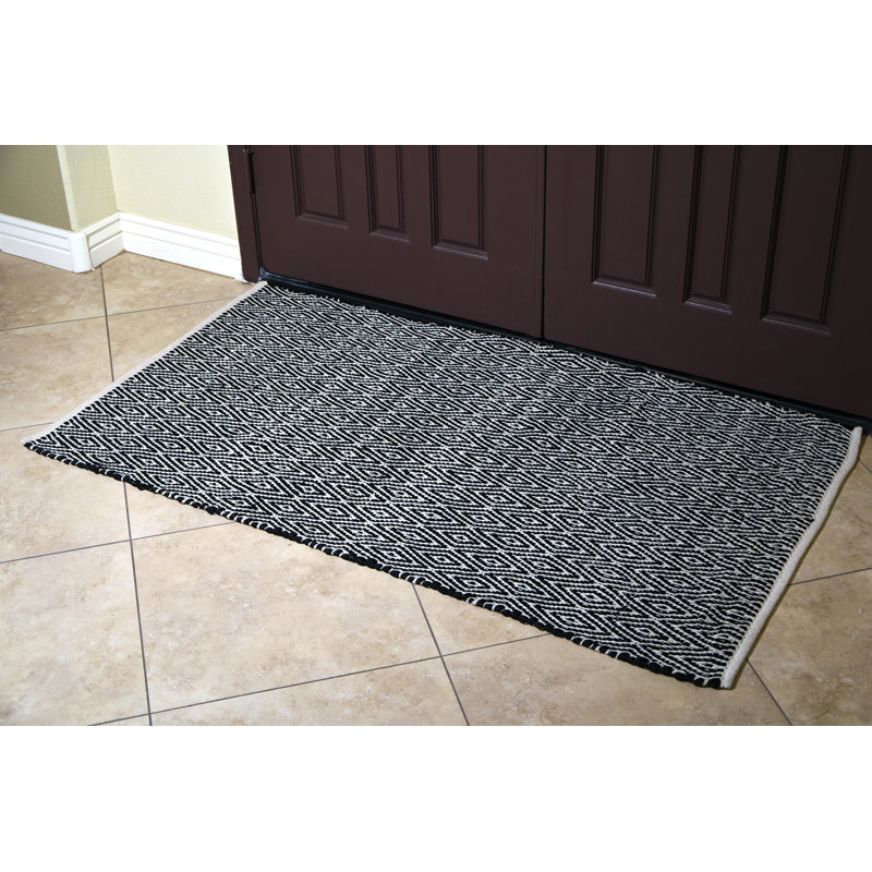 Arnar Argyle Indoor Rug, Rectangle 3' x 5'
