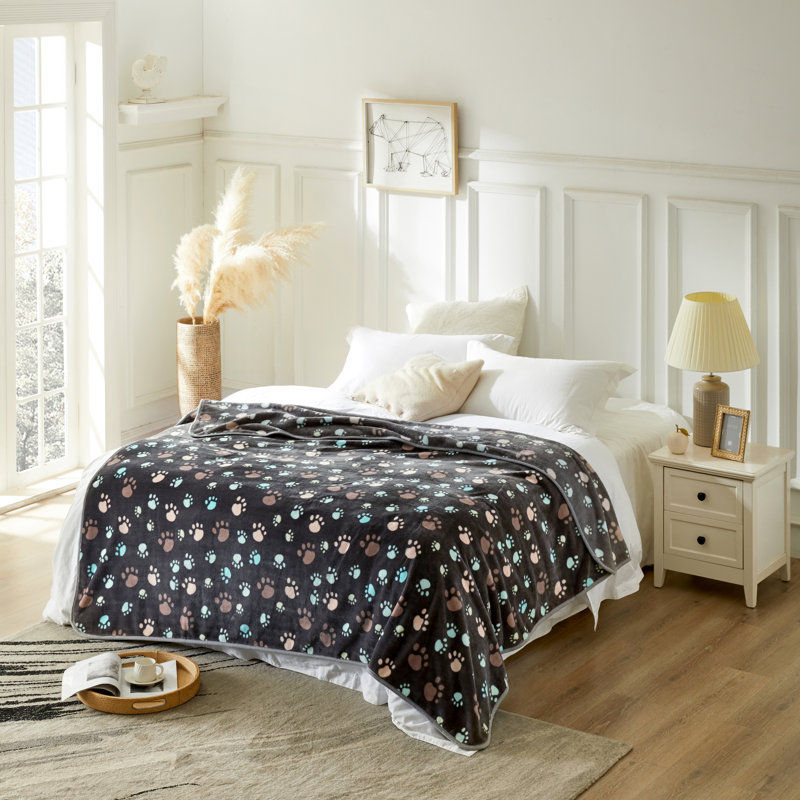 Couverture en polyester Cute Paw, 32 po x 24 po, gris