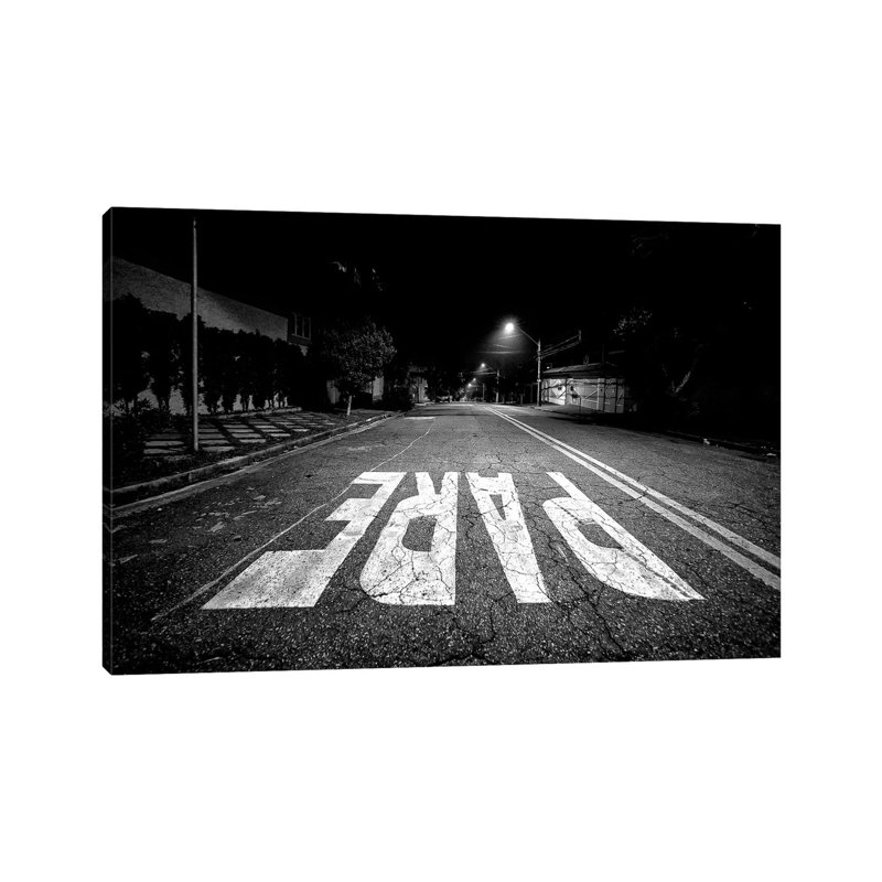 Street Photography by Glauco Meneghelli - Wrapped Canvas Print, 66.04 cm H x 45.72 cm W x 3.175 cm D