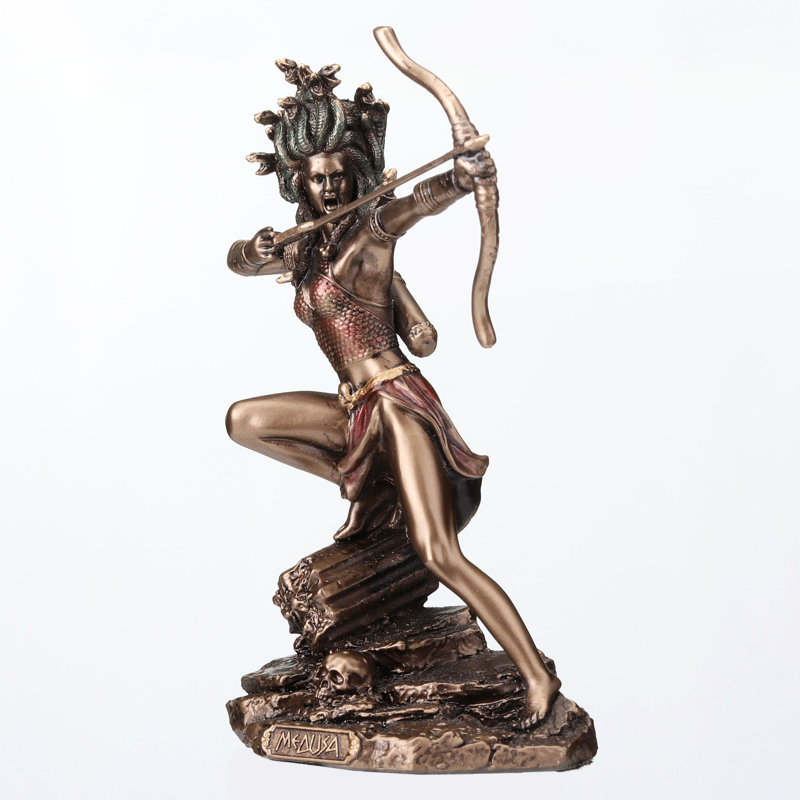 Figurine en polyrésine 4,5 po