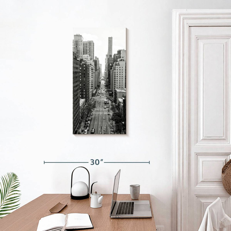Manhattan Viewpoint, 30" H x 15" W