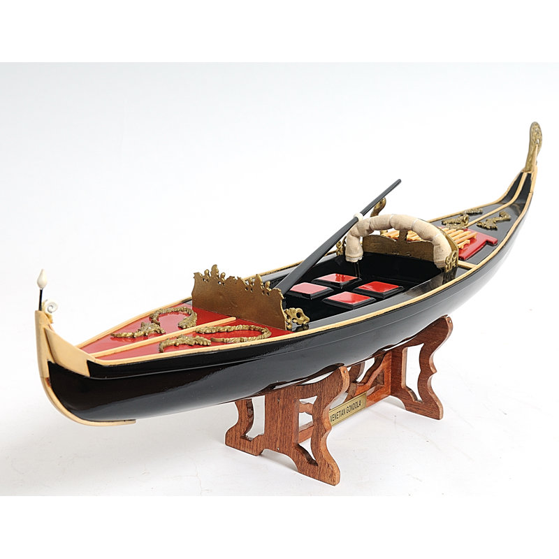 Bateau vénitien gondola