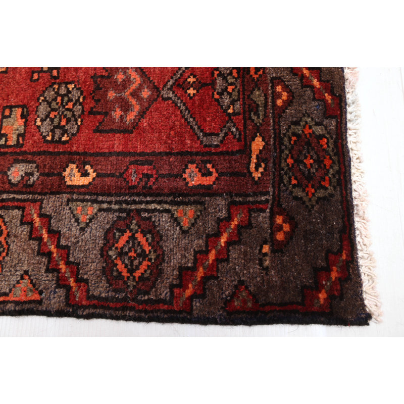 Tapis noir et rouge Andelz 4 pi 0 po x 7 pi 3 po