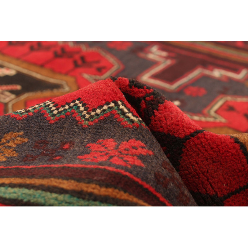 Tapis rouge Teimani 3 pi 8 po x 6 pi 9 po