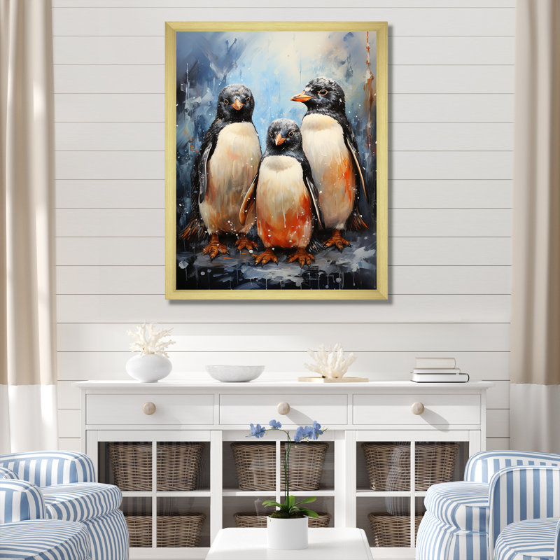 «Winter Feathers Penguin Family» - Art mural pingouin, Cadre simple blanc, H 20 po x l 12 po x P 1 po